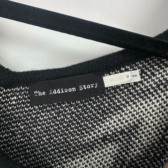 Anthropologie Black & White Addison Story V-neck Swester Size S Knit Basic - Picture 4 of 9